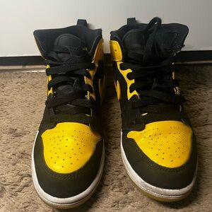 Kids Black & Yellow High-Top Sneakers